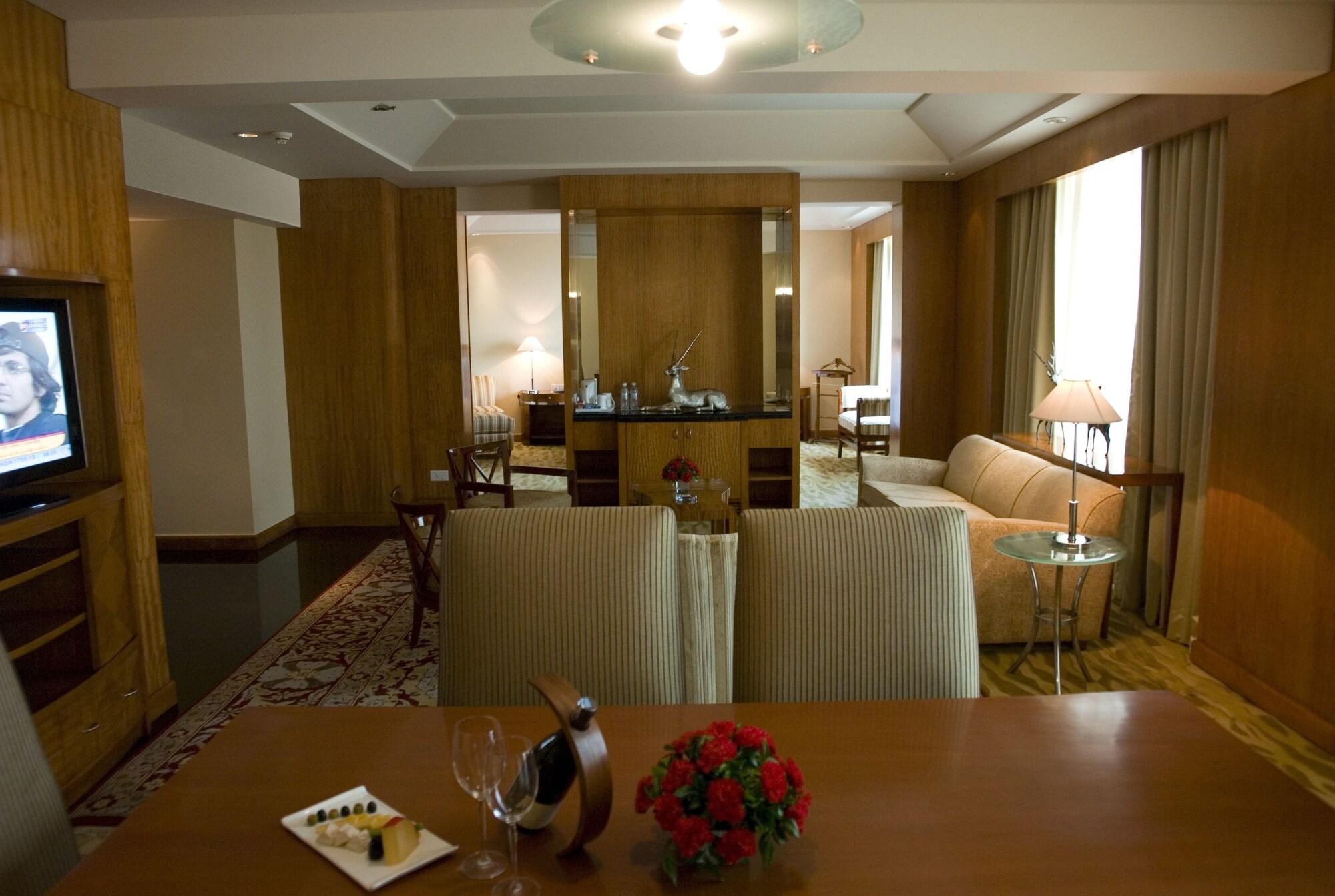 The Grand Hotel 5*