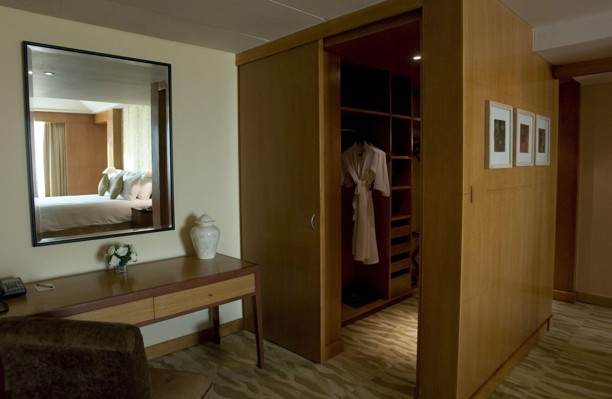 The Grand 5* New Delhi